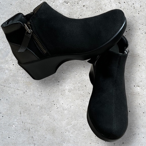 Alegria Womens Sloan Black Suede Leather Ankle Bootie Double Zip Size 7 - 7.5 - Picture 2 of 12